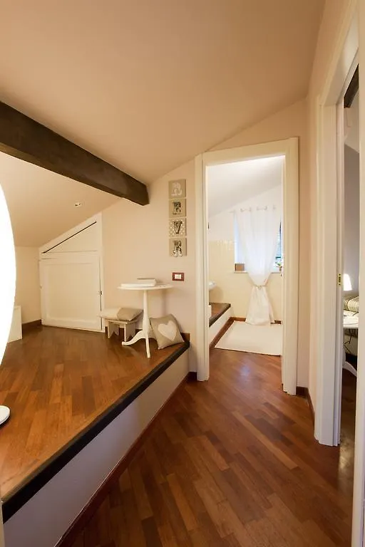 La Mansarda Di Nana' Hotel La Spezia
